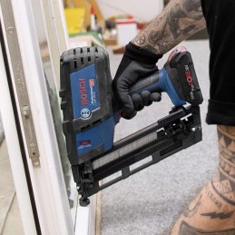 Bosch Professional 18V GNH 18V-64 M Calvadora